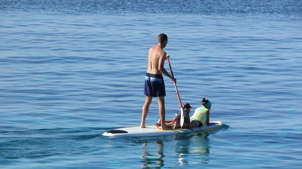 paddleboarding on the potomac