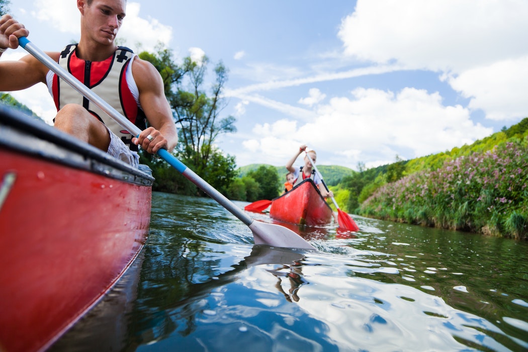 canoeing at fountainhead regional park